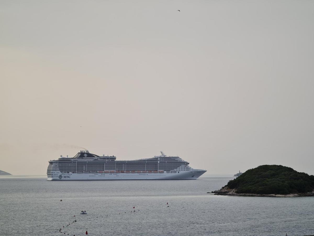 Villa Gezimi Ksamil Quarto foto