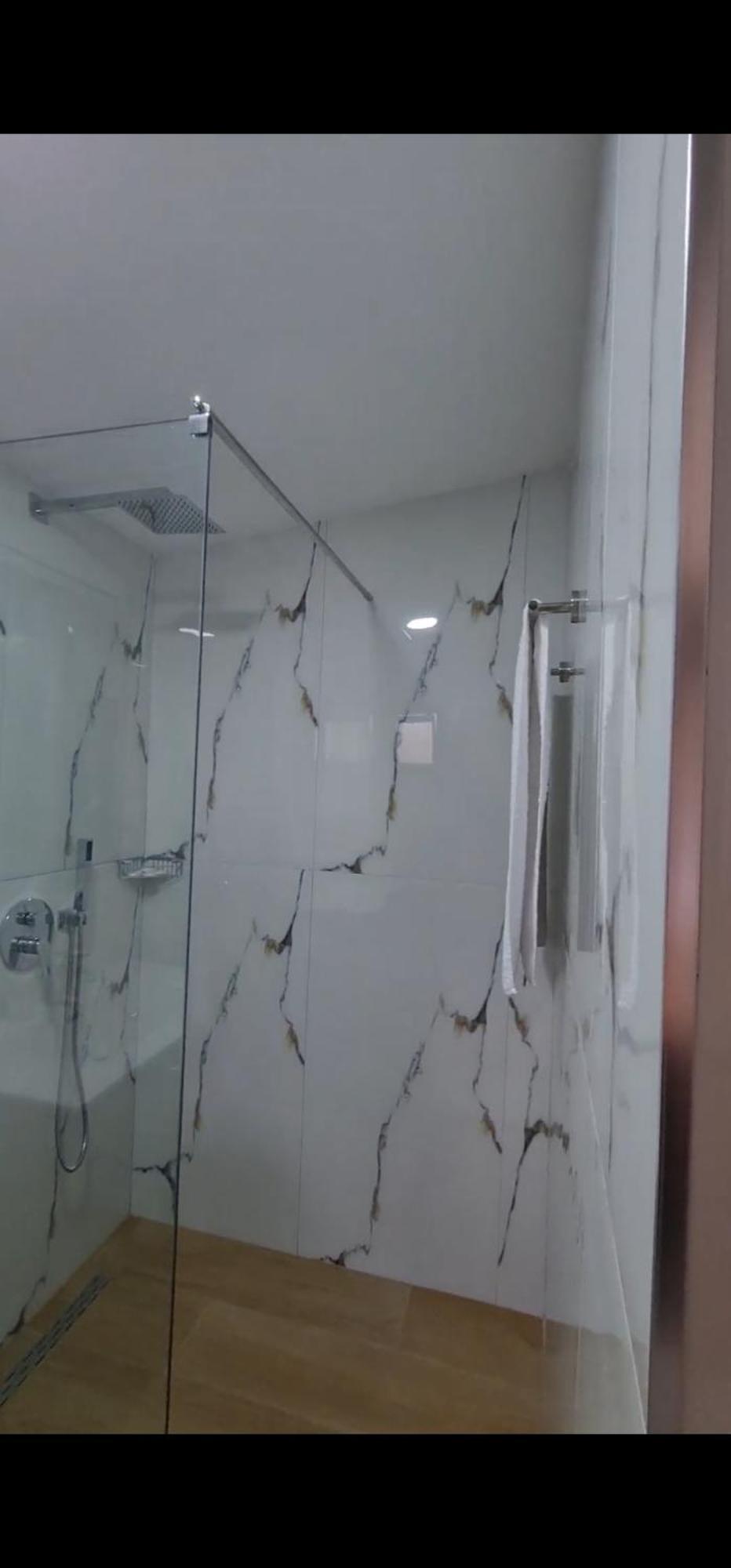 Villa Gezimi Ksamil Quarto foto