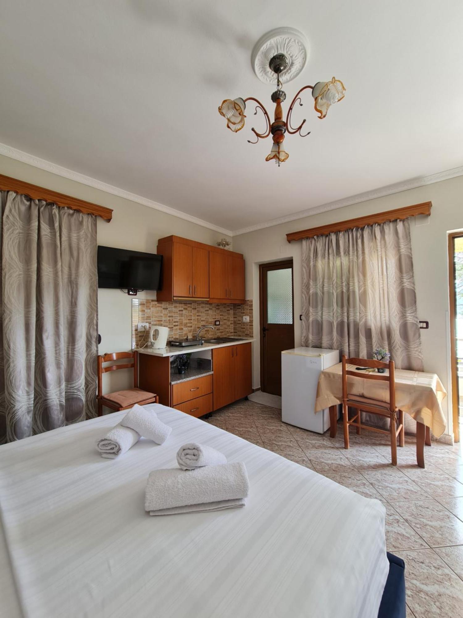 Villa Gezimi Ksamil Quarto foto